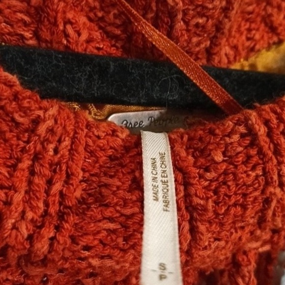 Free People Caught Up Crotchet Sweater in Terracotta S - Picture 3 of 5